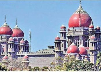 హైకోర్టు పెద్దలు ఉచిత ప్రయాణంపై పిటిషన్ హైకోర్టులో విచారణ.