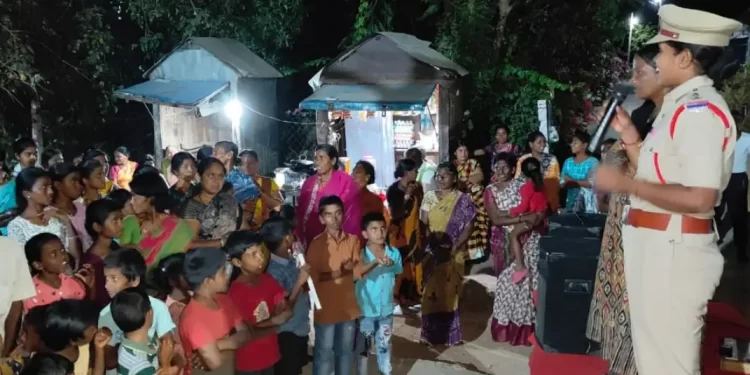 కోదండాపూర్ పోలీసులచే అవగాహన కార్యక్రమం