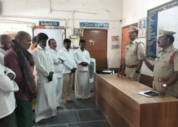 ట్రబుల్ మాంగర్స్ కు కౌన్సిలింగ్