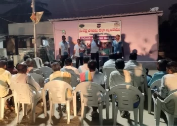 కుంట పోలీస్ స్టేషన్ పరిధిలో “సురక్ష పోలీస్ కళాబృందం” ద్వారా సామాజిక అవగాహన కార్యక్రమం.