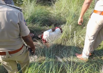 అన్నను కిరాతకంగా హతమార్చిన తమ్ముడు…!