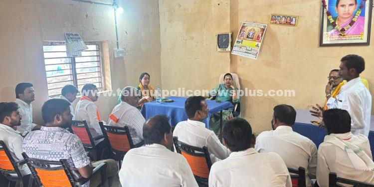 జగిత్యాల బీజేపీ ఇన్చార్జి దుబ్బరాజన్న ఆలయ సందర్శన, అభివృద్ది కార్యక్రమాల వాకబు…!