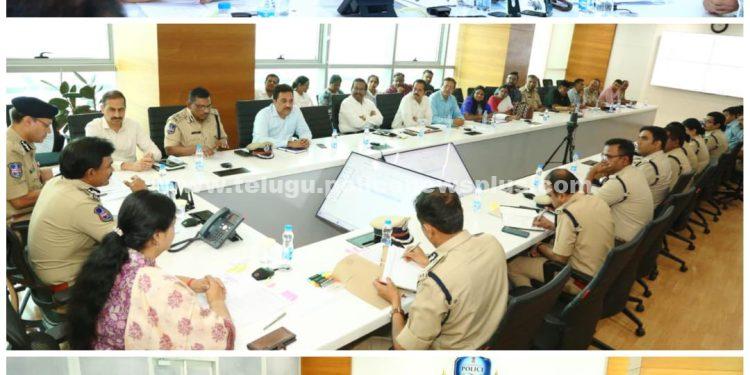 శాంతి భద్రతల దృష్యా అన్నిరంగాల అధికారులతో మీటింగ్ నిర్వహించిన సీపీ ఆనంద్…!