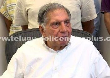 టాటా సన్స్ ఛైర్మన్ రతన్ టాటా ముంబై హాస్పిటల్ 86 ఏళ్ళ వయసులో మరణించారు.(1937-2024).