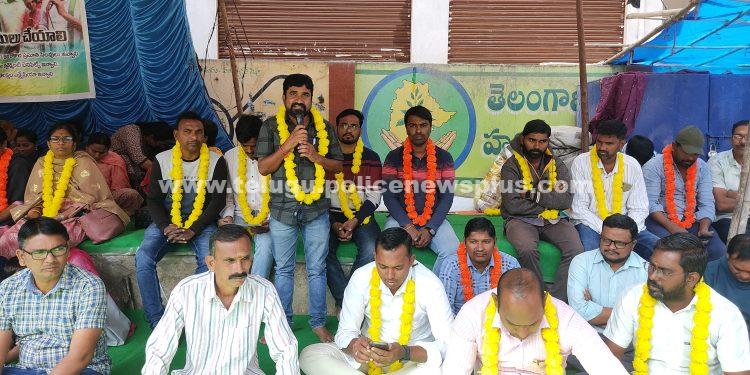 సమగ్ర శిక్షా ఉద్యోగులను ప్రభుత్వం క్రమబద్దికరించాలి..!