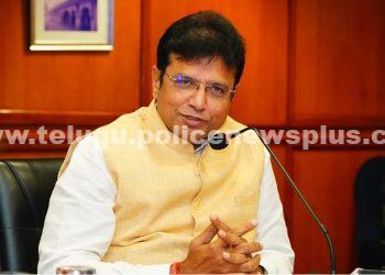 అల్లు అర్జున్ ప్రెస్ మీట్ పై మంత్రి శ్రీధర్ బాబు స్పందన..!