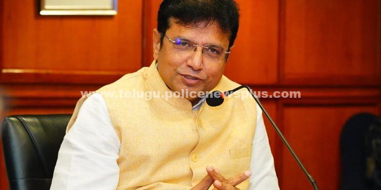 అల్లు అర్జున్ ప్రెస్ మీట్ పై మంత్రి శ్రీధర్ బాబు స్పందన..!