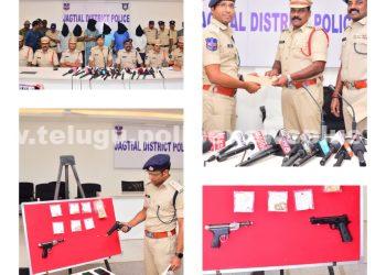 దోపిడి కేసులో 6గురి అరెస్టు, 5,00,000/-లక్షల విలువగల 10 తులల బంగారం, 10,000/- నగదు,రెండు బొమ్మ తుపాకీలు,6 సెల్ ఫోన్ లు స్వాదినం..!