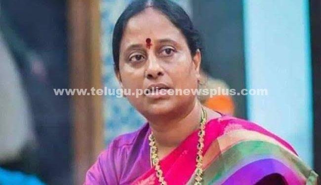 తిరుమల తిరుపతి దేవస్థానంలో తెలంగాణ భక్తులకు ప్రాధాన్యత కల్పించండి: మంత్రి కొండ సురేఖ..!