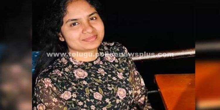 తండ్రి తీసుకున్న డబ్బులకు పోలీసులు తనను వేధిస్తున్నారని ఆత్మహత్య చేసుకున్న పీహెచ్‌డీ విద్యార్థిని..!