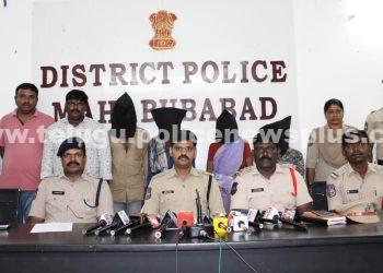 సిగ్నల్ కాలనీ లో మహిళను చంపి, ఇంటి ముందు పాతి పెట్టిన కేసును చేధించిన మహబూబాబాద్ టౌన్ పోలీసులు. 5 గురు నిందుతుల అరెస్ట్, పరారులో మరొక నిందితుడు.