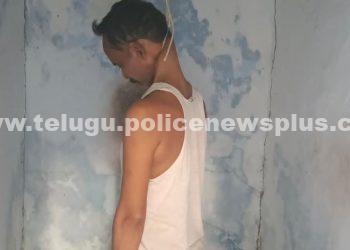 సిగ్నల్ కాలనీ లో మహిళను చంపి, ఇంటి ముందు పాతి పెట్టిన కేసును చేధించిన మహబూబాబాద్ టౌన్ పోలీసులు. 5 గురు నిందుతుల అరెస్ట్, పరారులో మరొక నిందితుడు.