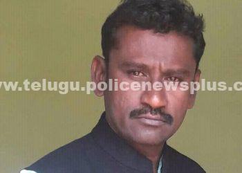 అమానవీయ ఘటన.. తల్లితో సహజీవనం చేస్తూ ఆమె కూతుళ్లపై అత్యాచారం చేసిన ప్రభుత్వ ఉపాధ్యాయుడు..!