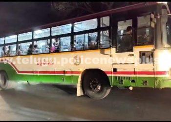 వికారాబాద్ జిల్లా లో ఆర్టీసీ బస్సు బోల్తా..!