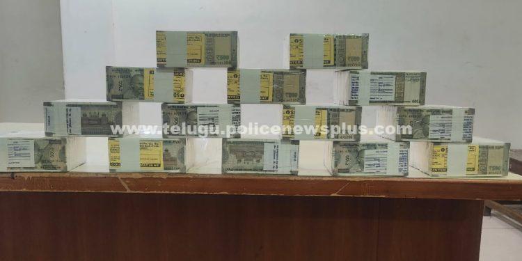 హైదరాబాద్ పోలీసులు ఇద్దరు ప్రముఖ నేరస్థులను అరెస్టు చేశారు