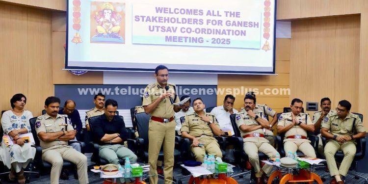 గణేష్ ఉత్సవ ఏర్పాట్ల కోసం సైబరాబాద్ పోలీసులు అంతర్-విభాగాల సమావేశం నిర్వహించారు