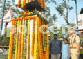 తెలంగాణ అమరవీరుల త్యాగాలకు కమిషనర్ నివాళులర్పించారు