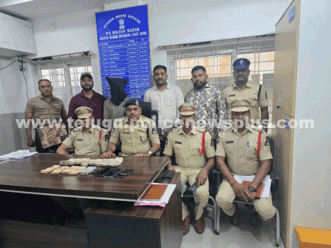 డ్రైవర్ను అరెస్టు చేసిన పోలీసులు, దొంగతనం కేసును ఛేదించారు