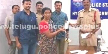 అత్తాపూర్‌ పోలీసుల చొరవతో 25 మొబైల్‌ ఫోన్లు రికవరీ
