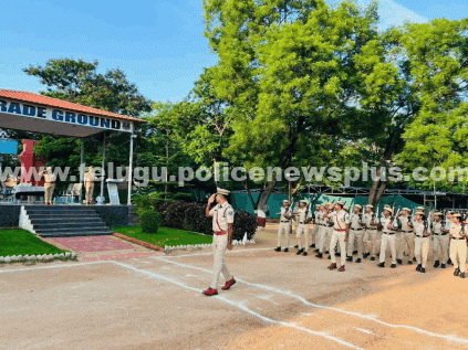మల్కాజ్గిరి కమిషనరేట్లో వీక్లీ పరేడ్