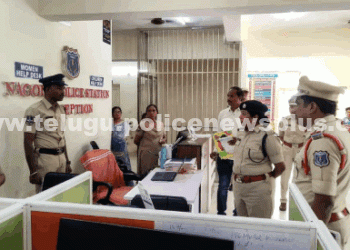 నాగోల్ పోలీస్ స్టేషన్‌లో డీసీపీ బి. అనూరాధ తనిఖీ
