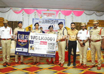 ప్రయాణికుల భద్రత కోసం వరంగల్‌లో “అభయ యాప్” ప్రారంభం